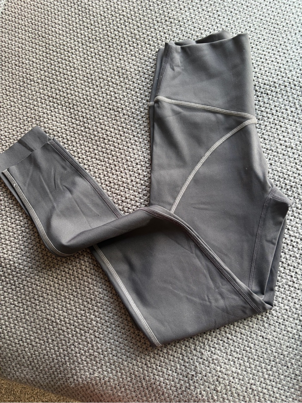 Off line by Aerie Black with gray stitching Performance Leggings